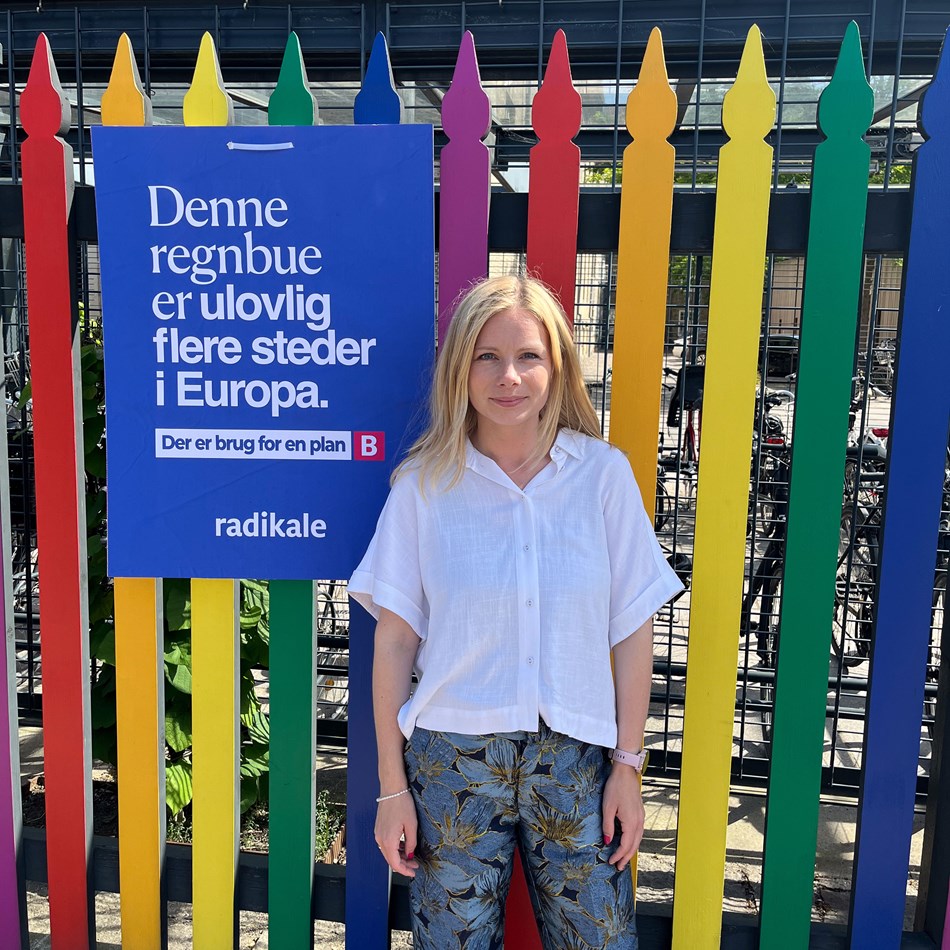 Sigrid Friis - Regnbueflaget skal forsvares - ikke forbydes