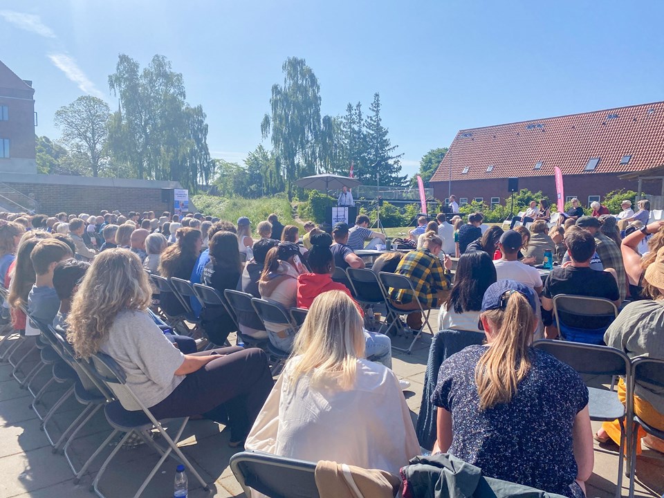 Martin Lidegaard holder grundlovstale ved Rønde Højskole