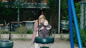 Sigrid Friis med sin datter Asta